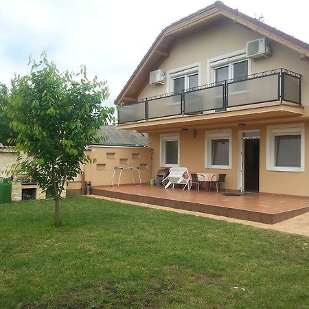 Marinica Apartman Hajdúszoboszló Exteriér fotografie