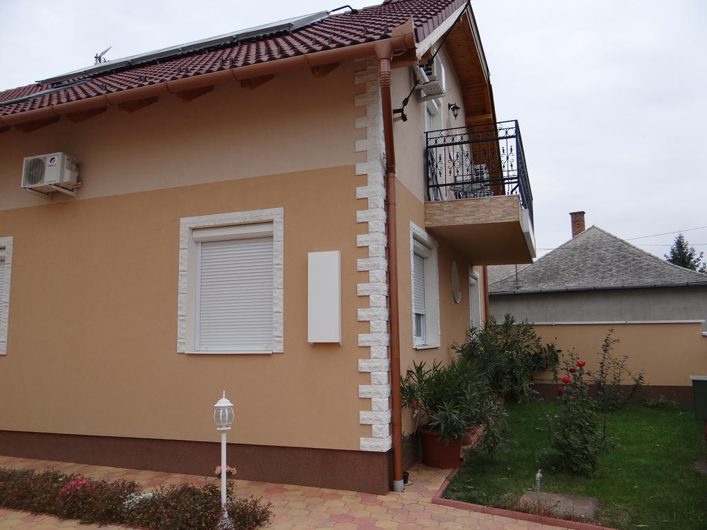 Marinica Apartman Hajdúszoboszló Exteriér fotografie