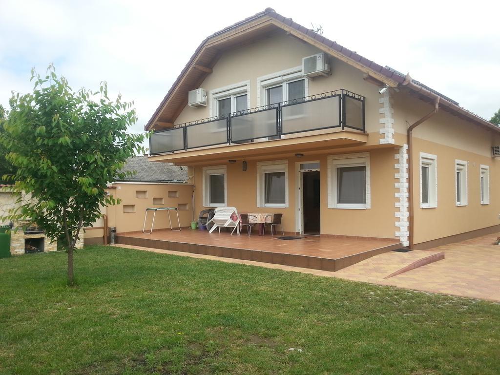Marinica Apartman Hajdúszoboszló Exteriér fotografie